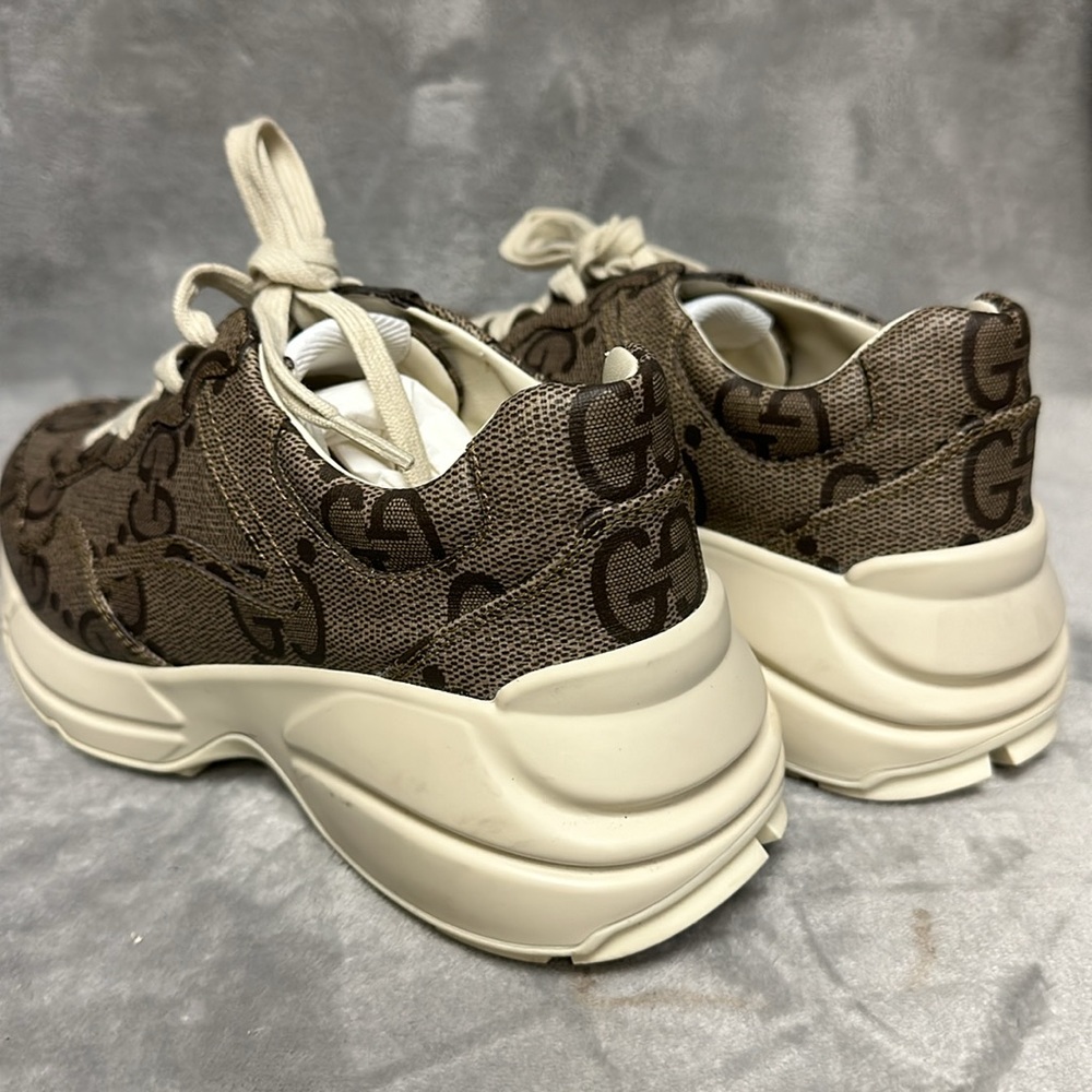 GUCCI Rython Jumbo GG Canvas Sneakers Size 38 - Picture 4 of 11